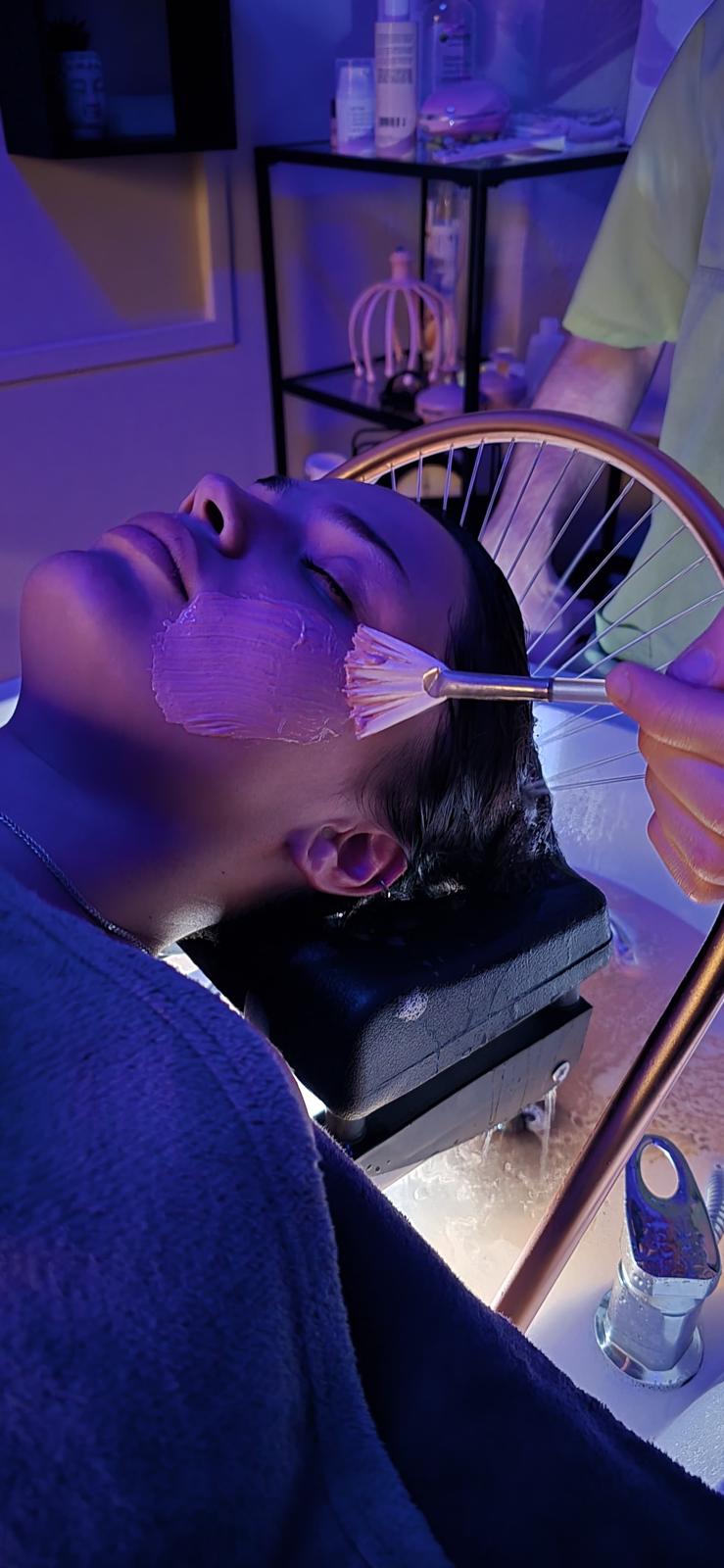 Head Spa-Luxuriöse  Entspannung für Kopf & Sinne